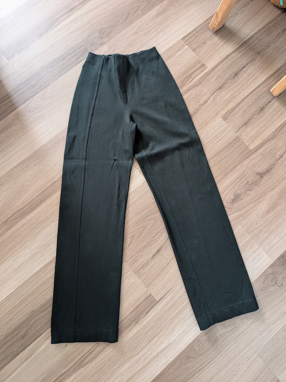 Lululemon Dark Green Slacks, Size XS